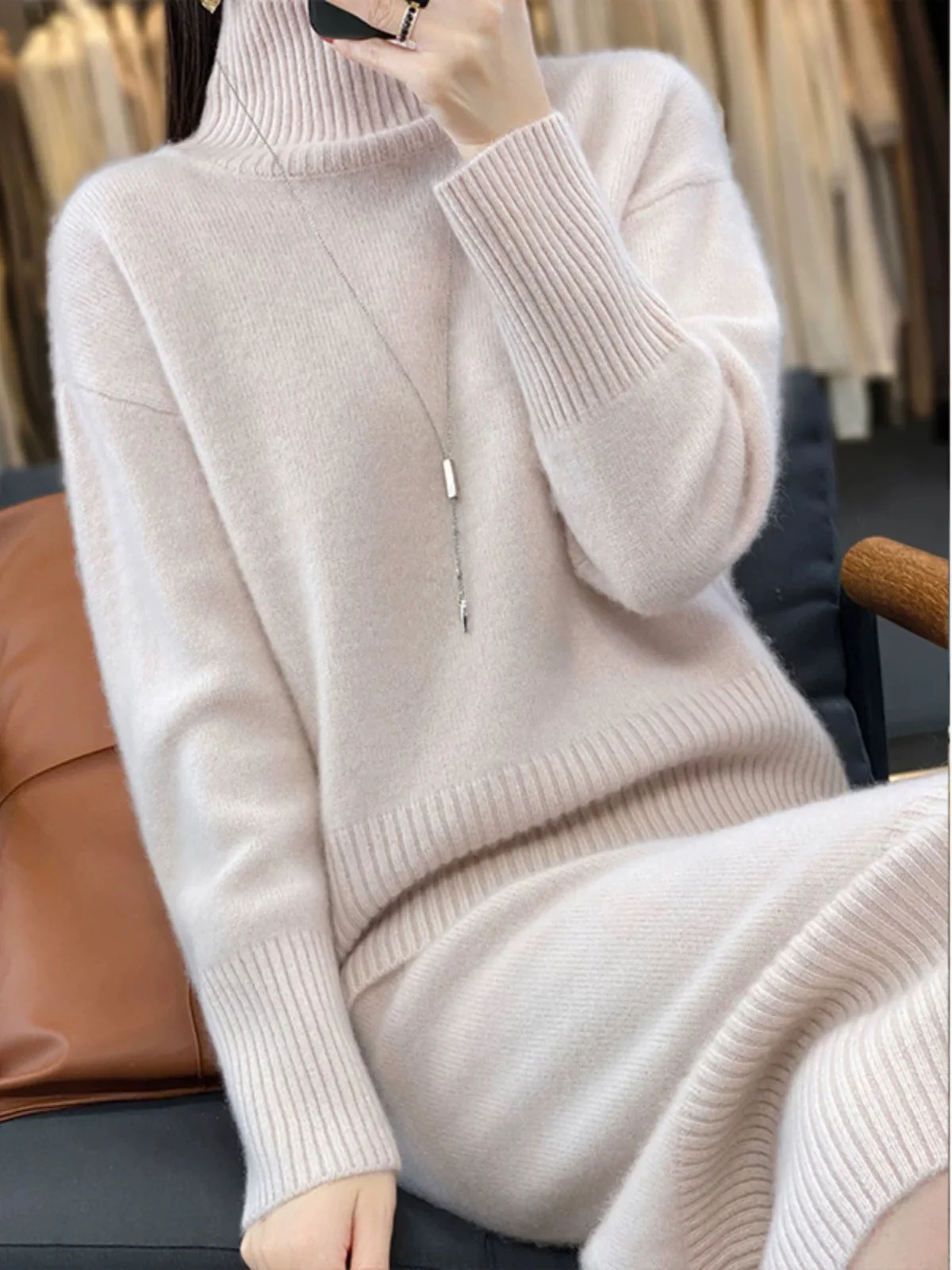 Ensemble Pull et Jupe pour Femmes – Image 3