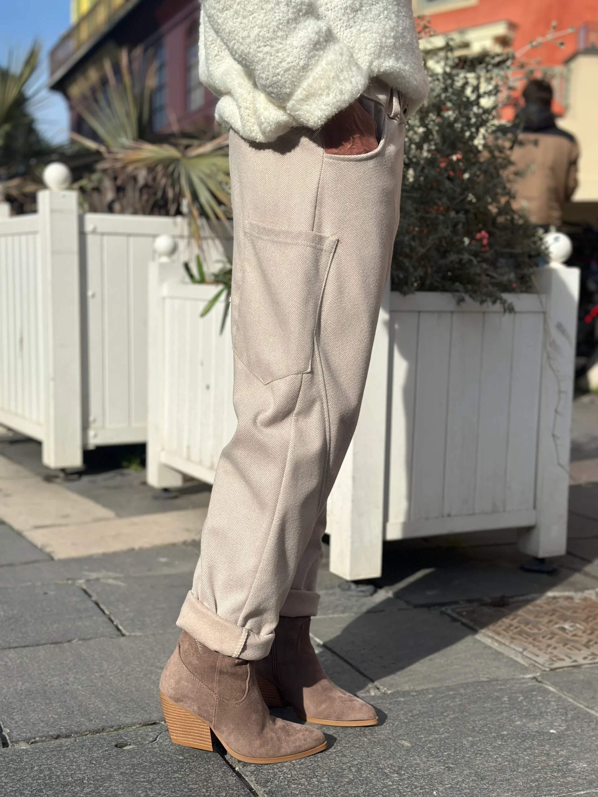 Pantalon beige CHEVRON – Image 3