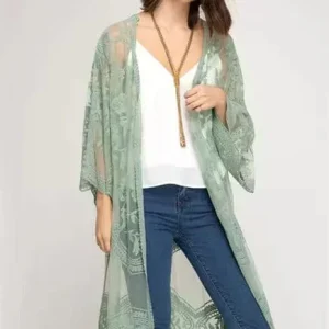 Kimono long vert en dentelle